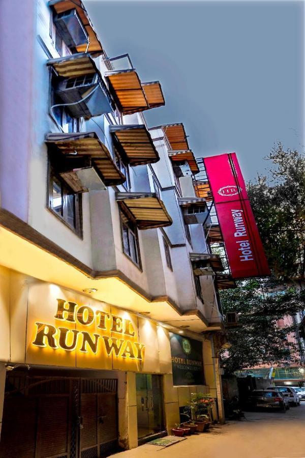 Airport Hotel Runway Nova Deli Exterior foto