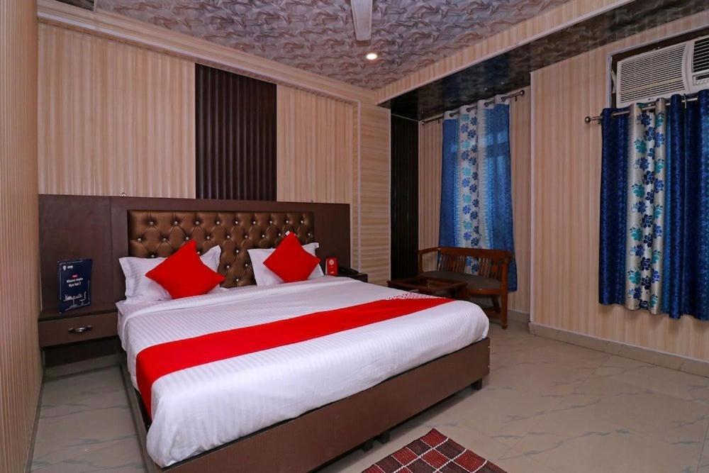 Airport Hotel Runway Nova Deli Exterior foto