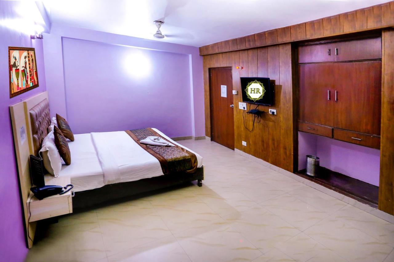 Airport Hotel Runway Nova Deli Exterior foto